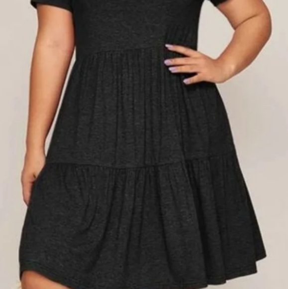 Dress - Picture 6 of 6